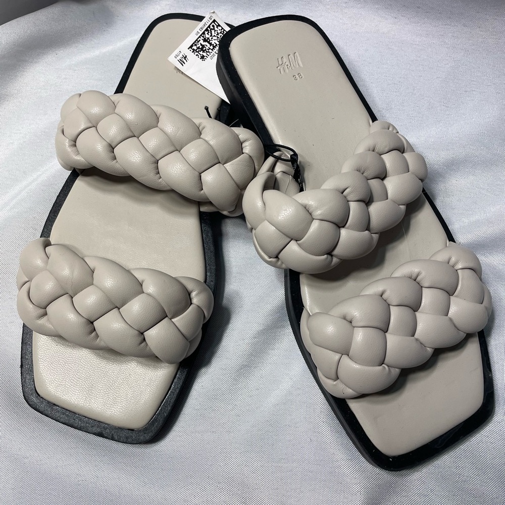 H&M Braided Sandals in a light beige square toes Size 7